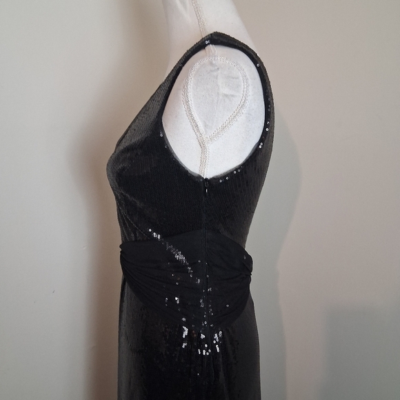 Vera Wang Black Mesh Inset Sequin Gown Long Dress Size 6 NWOT - Picture 6 of 15